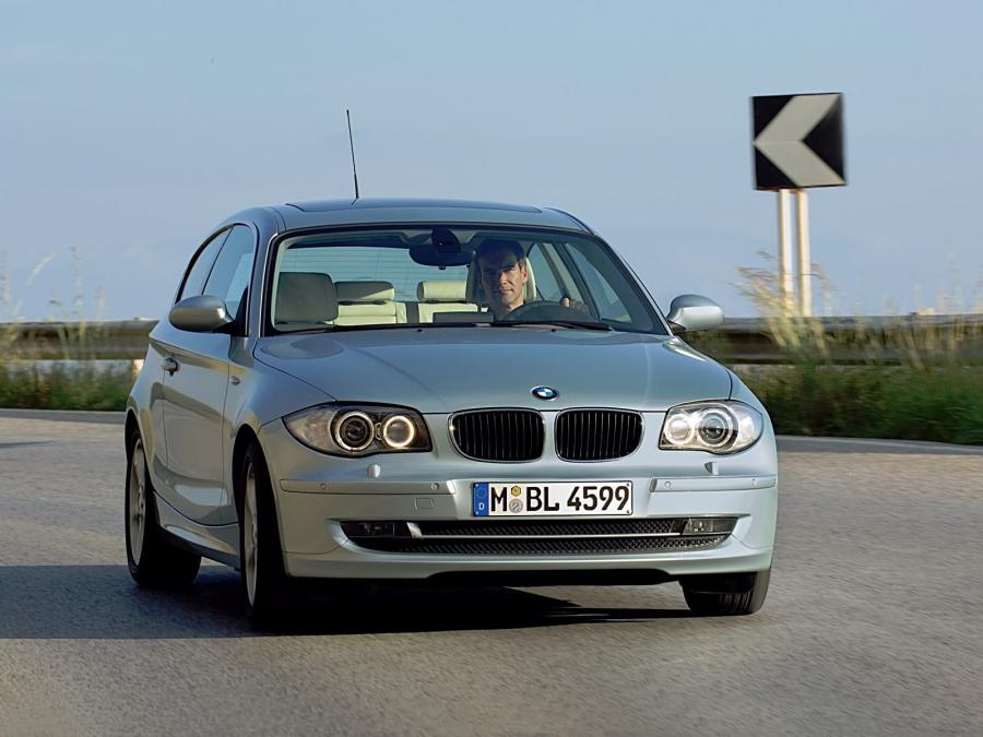  BMW 120i 3-Door 2007 года  (фото 29 из 70)
